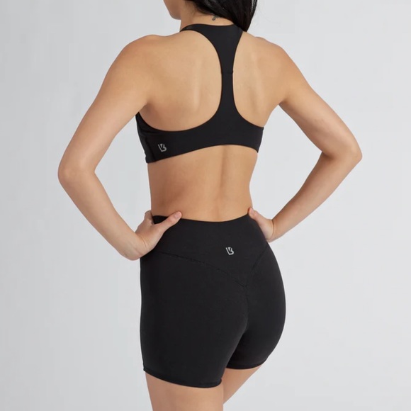 BuffBunny Curve Sports Bra - Picture 2 of 4